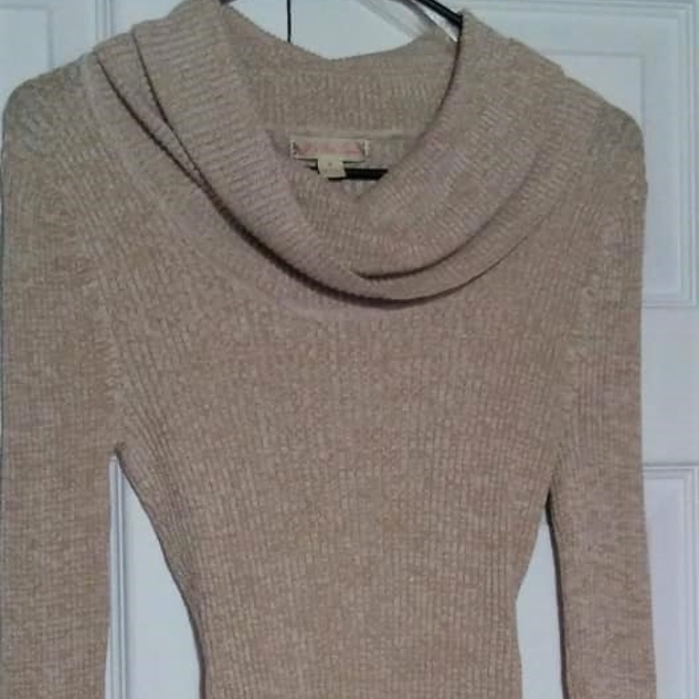 Cowl Neck long sleeve